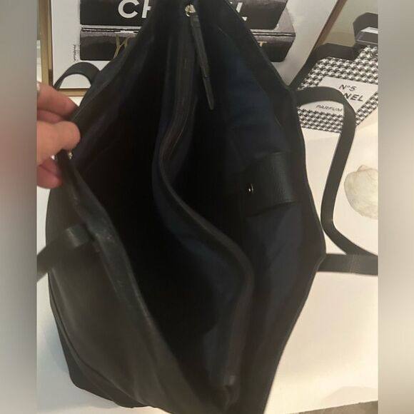 Cole Haan Luxe Black Pebbled Leather Tote Timeless Everyday Shoulder Bag - Picture 9 of 11